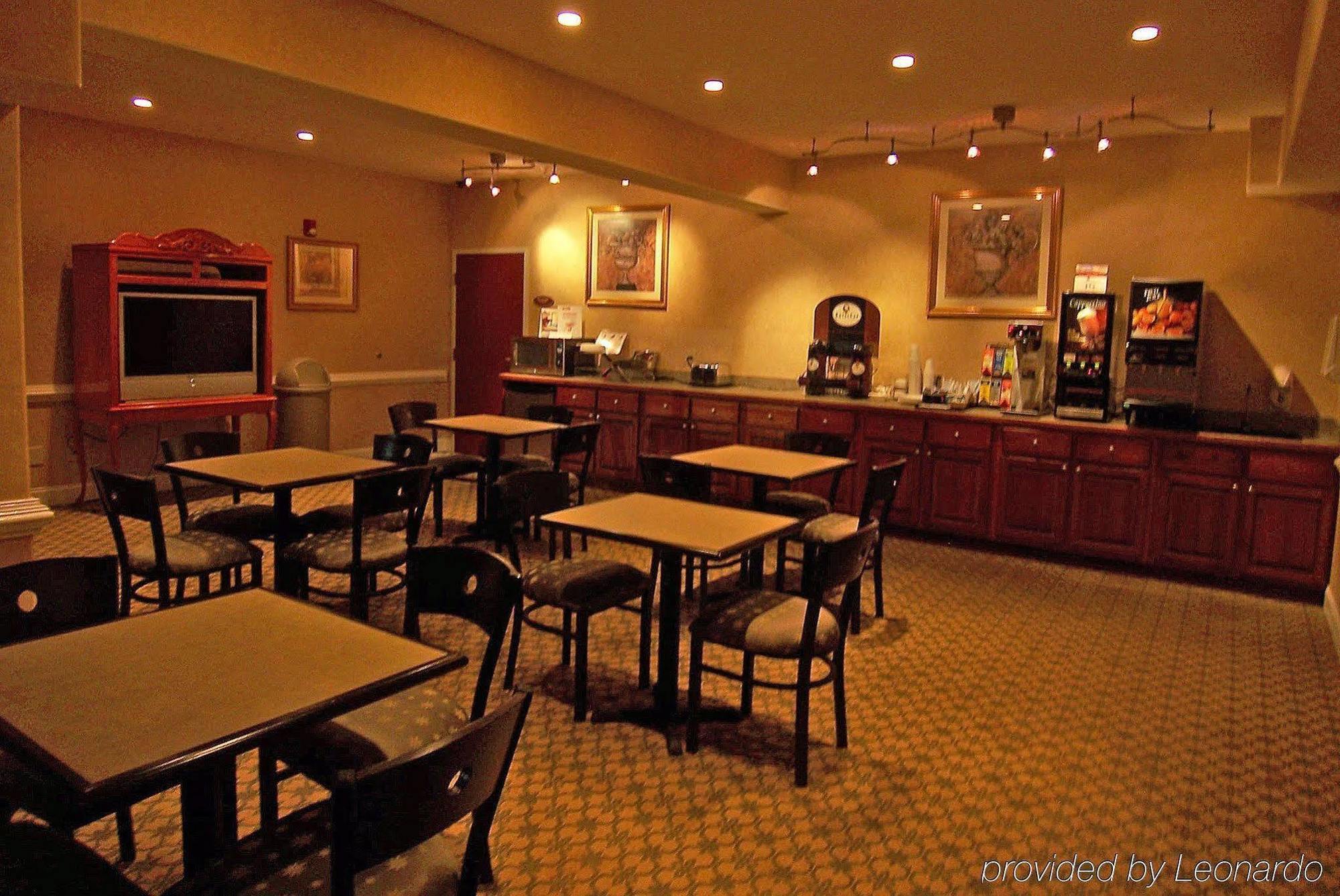 Econo Lodge Inn & Suites Douglasville Restoran foto